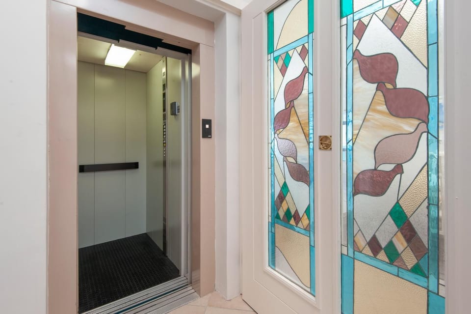 elevator