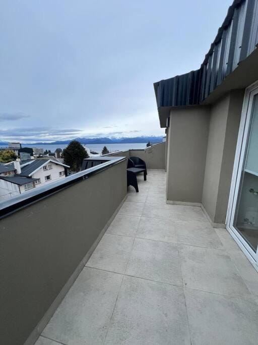Moderno Departamento con vista al lago y montañas Apartment in San Carlos Bariloche