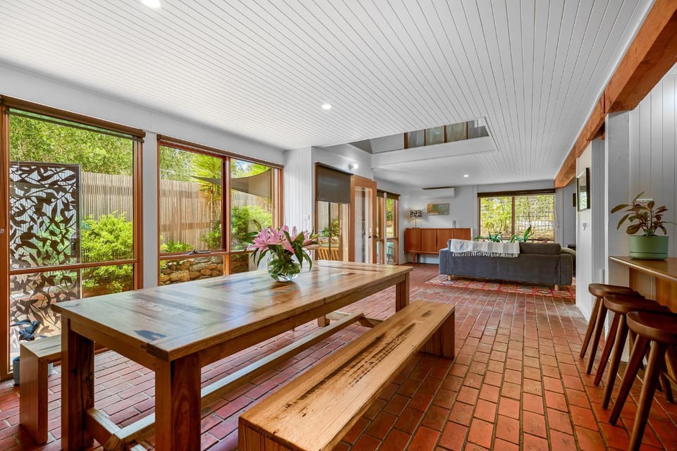 Coastal Oasis House in Aireys Inlet
