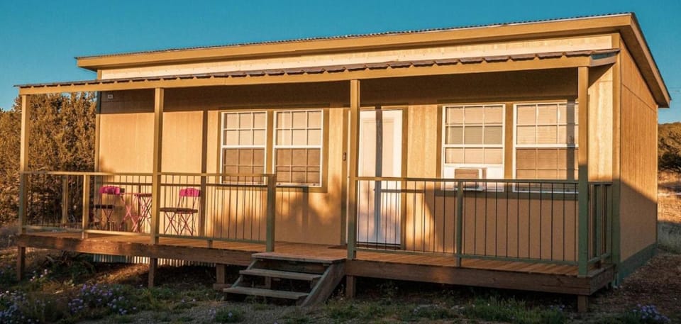 Cottonwood Creek Cabins - Alpine, TX Cabin in Texas