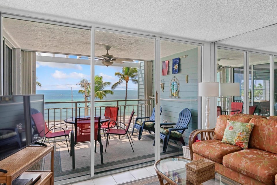 Oceanfront Oasis House in Key West