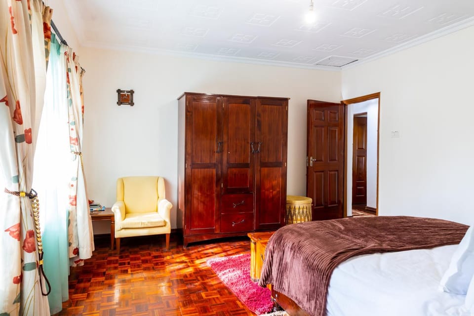 Bed, Photo of the whole room, Bedroom, wardrobe