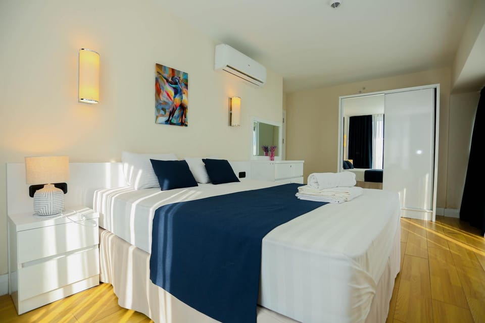 Bed, Bedroom, air conditioner