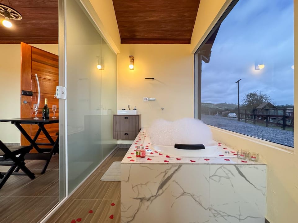 Sítio Terra Sertaneja - Chalé Na hora de Amar Luxury tent in State of São Paulo