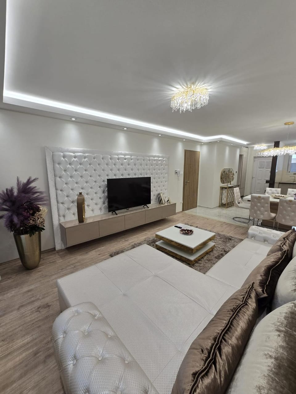 TV and multimedia, Living room
