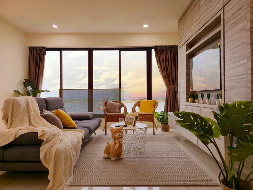 Living room, Sea view