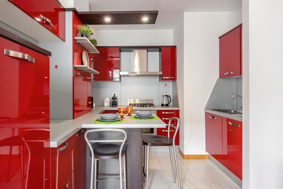 Kitchen or kitchenette, Dining area, dishwasher, oven, stove