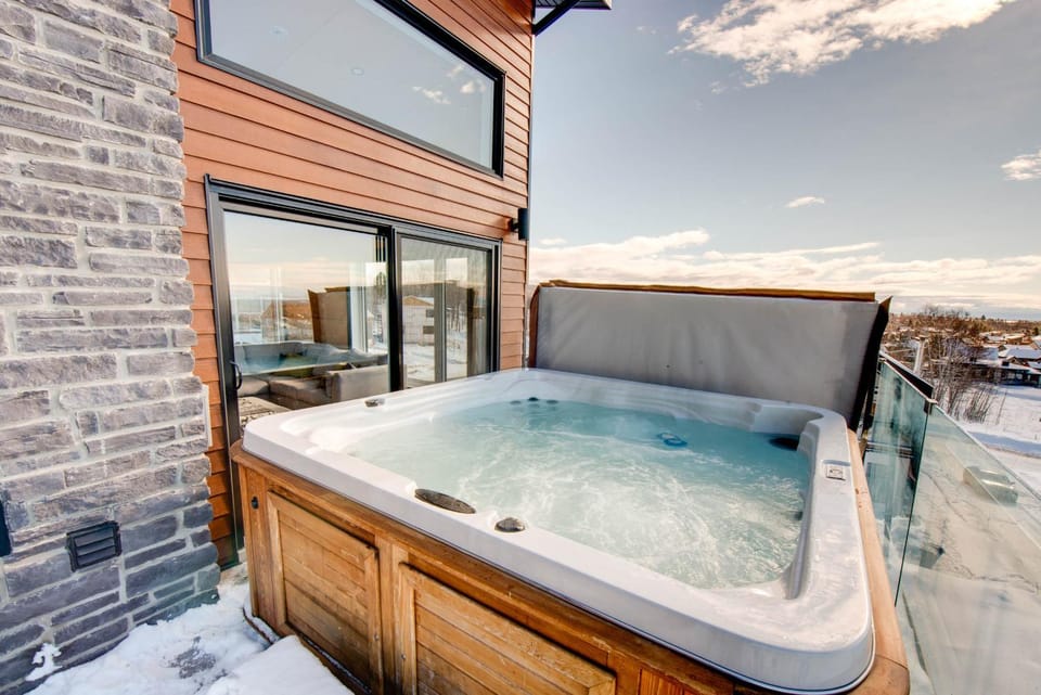 Day, Natural landscape, Hot Tub
