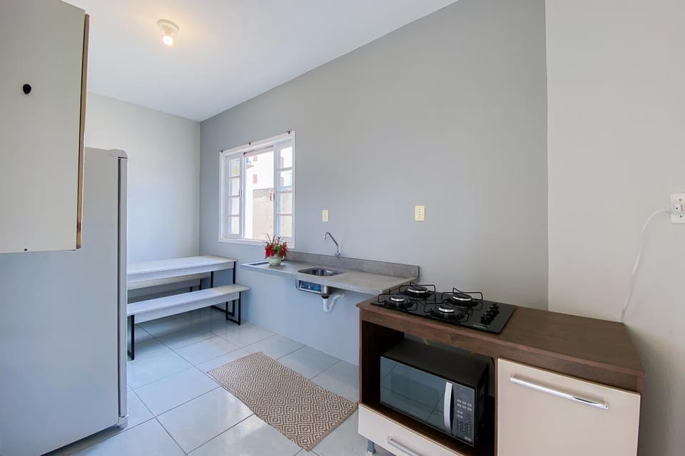 Kitchen or kitchenette, Communal kitchen