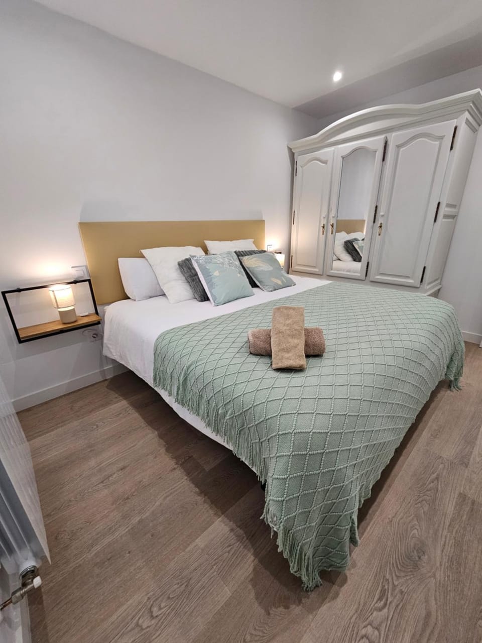 Bed, Photo of the whole room, Bedroom, towels, wardrobe