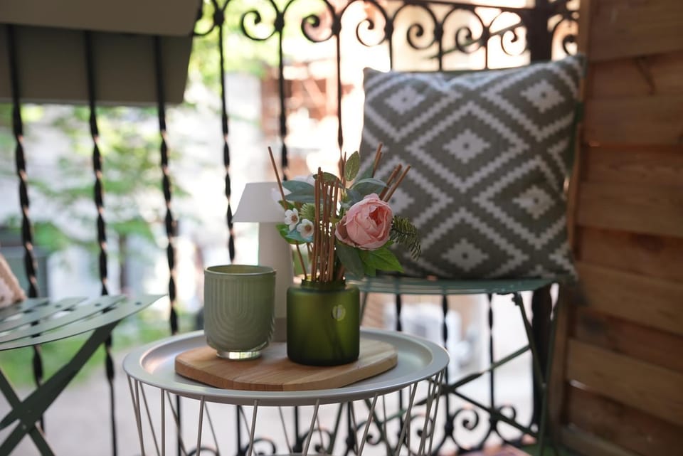 View (from property/room), Balcony/Terrace