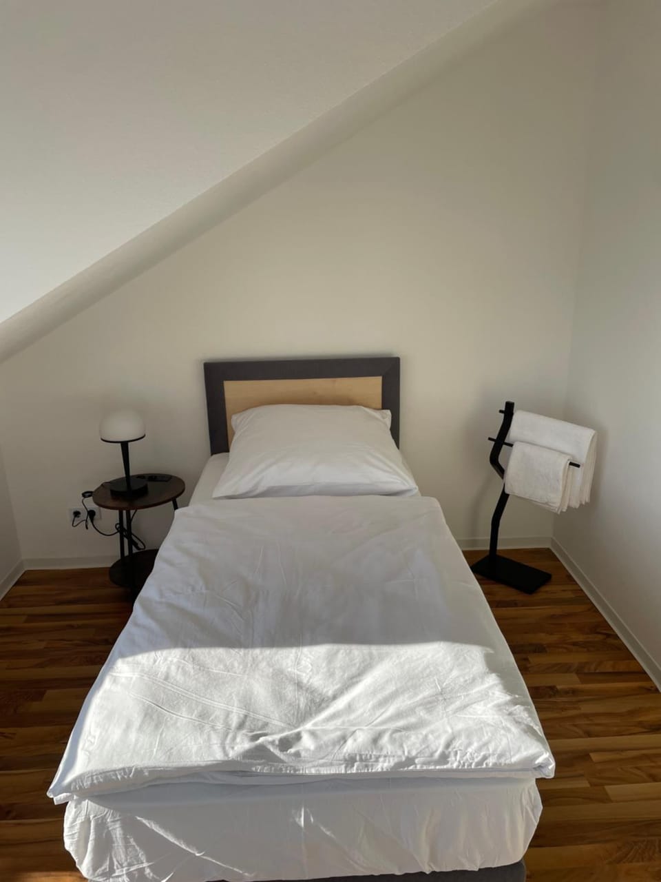 Komfortables Apartment, Ihr Zuhause auf Zeit mit 3 Schlafzimmern, 2 Balkonen, Netflix & 24h Check-In Apartment in Leipzig