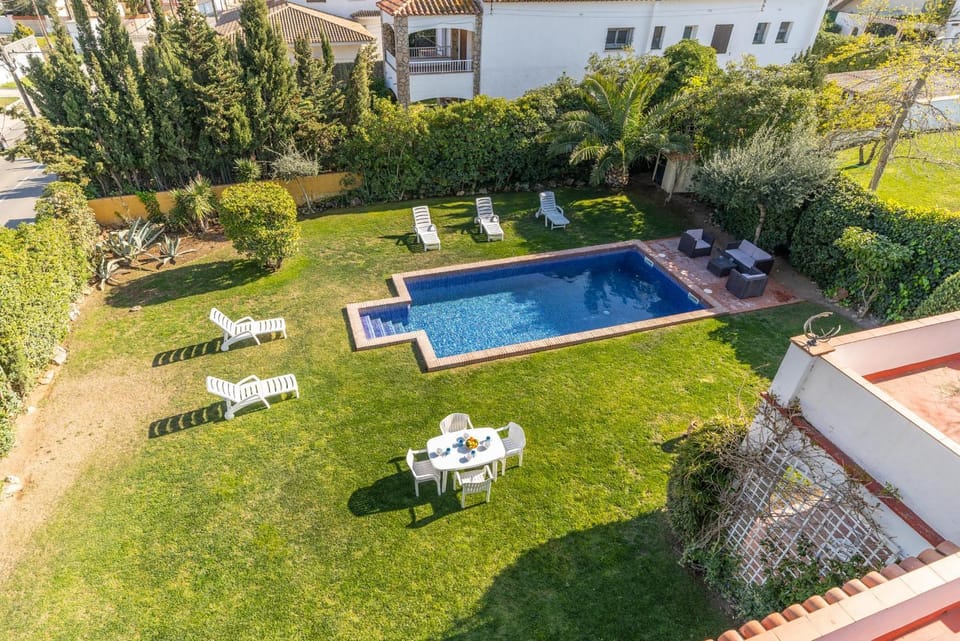 Garden view, Pool view, Swimming pool