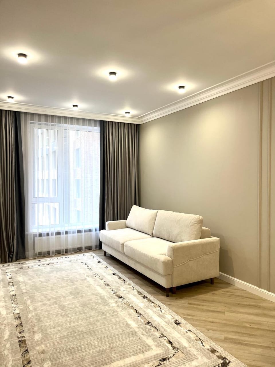 Эстет возле Меги Apartment in Almaty