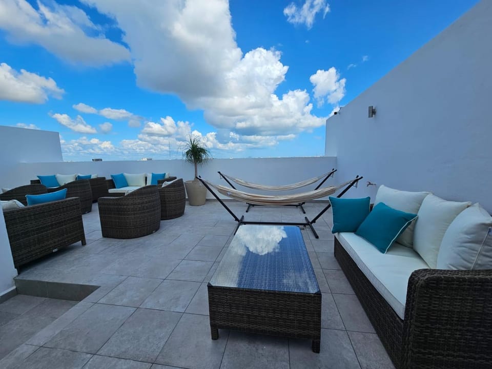 Depto Moderno 1BR gimnasio sauna jacuzzi y piscina rooftop Apartment in Playa del Carmen