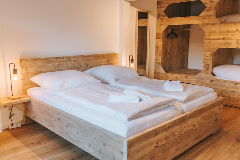 Waldtraum Lodge Winterberg für 10 Personen mit Garten und Grill House in Winterberg