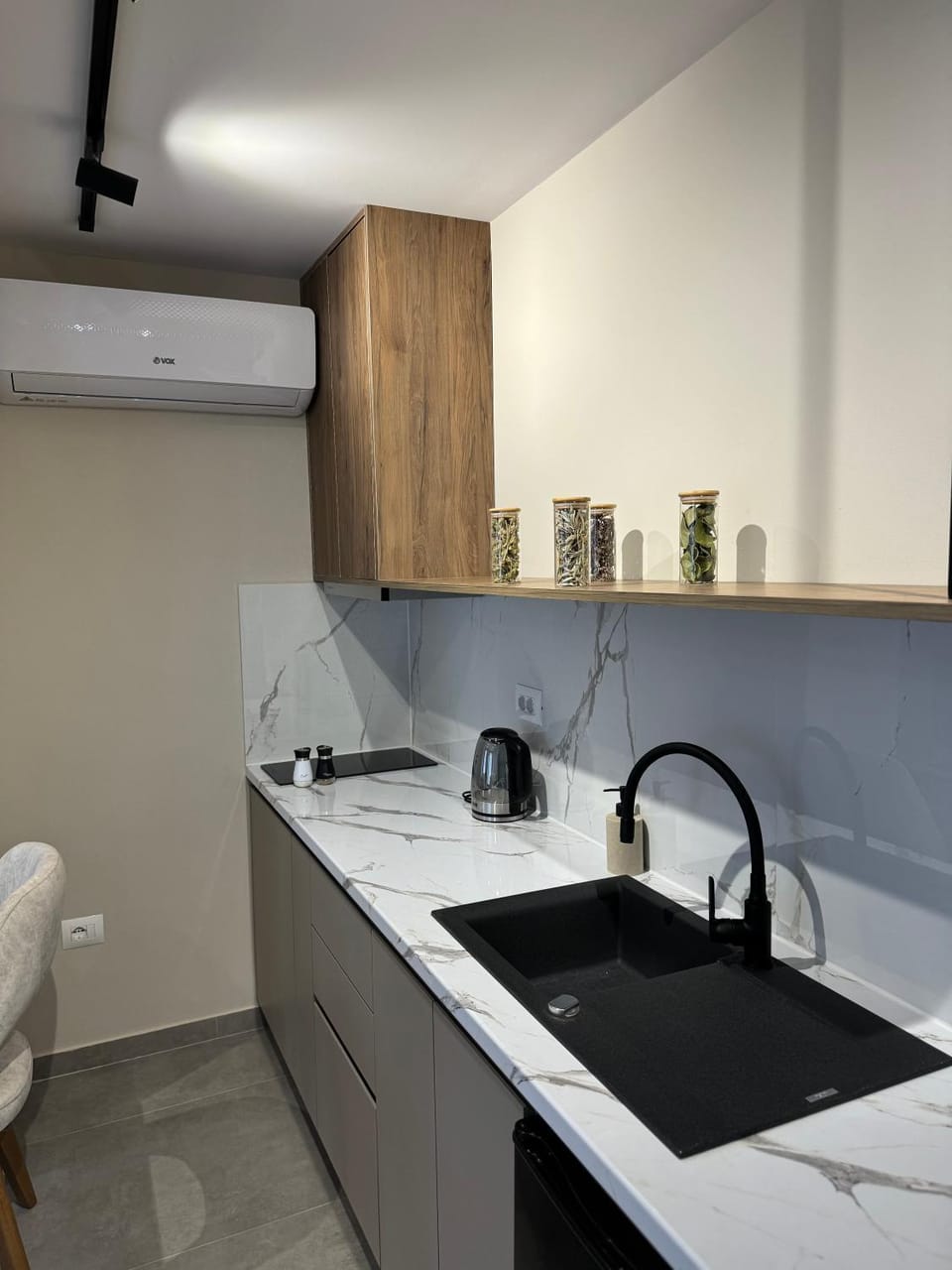 Coffee/tea facilities, Kitchen or kitchenette