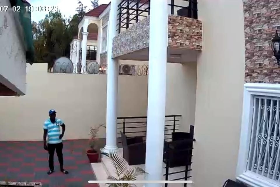 Janha Senegambia Villa rental 3 with free wifi House in Senegal