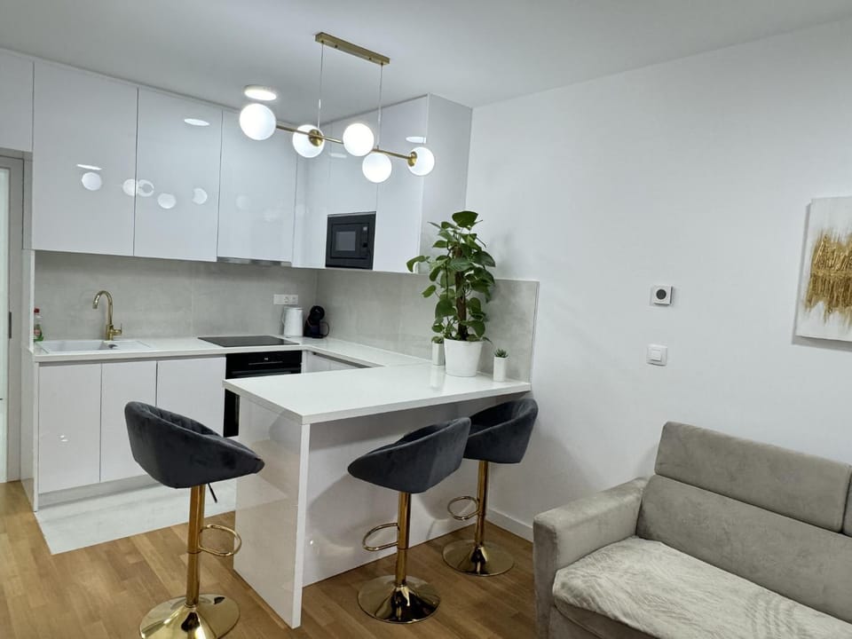 dishwasher, microwave, oven, kitchen