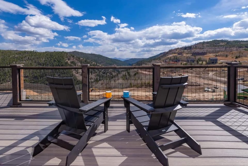 Granby Ranch Lodge House in Granby