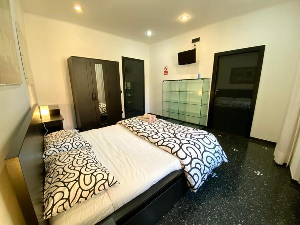 Martel Rooms - Genova Centro Brignole Bed and Breakfast in Genoa