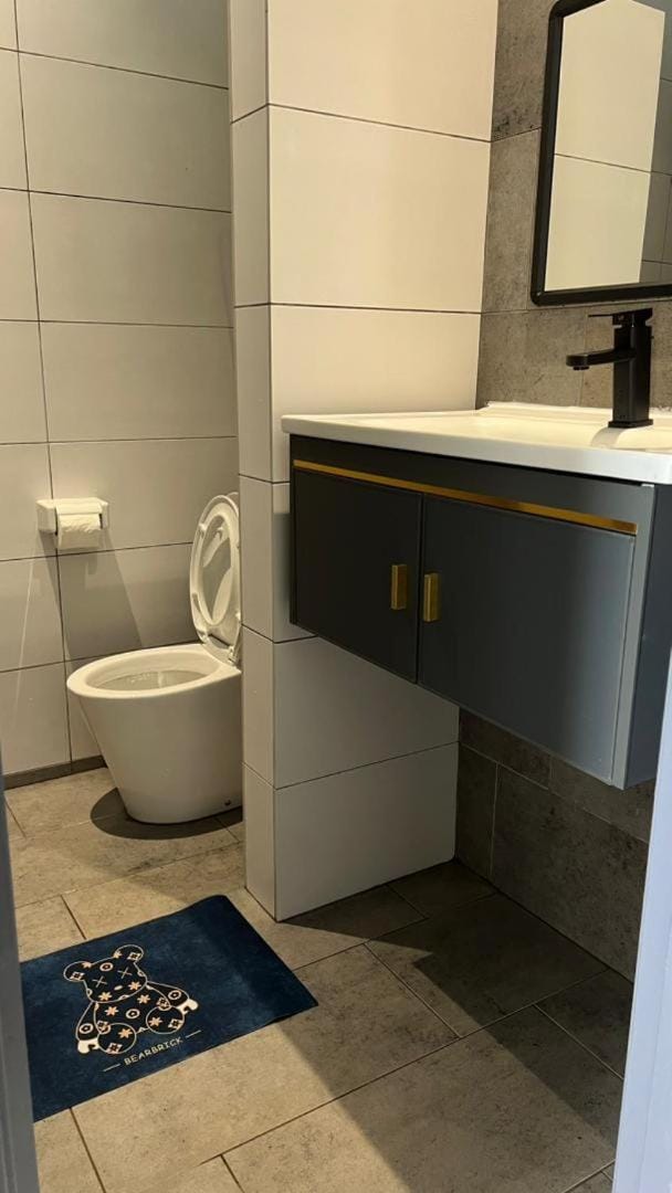 Toilet, Bathroom