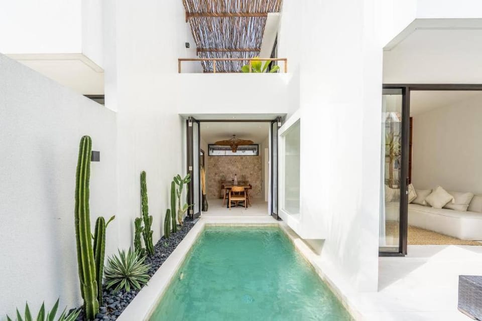 Living room, Pool view, Swimming pool