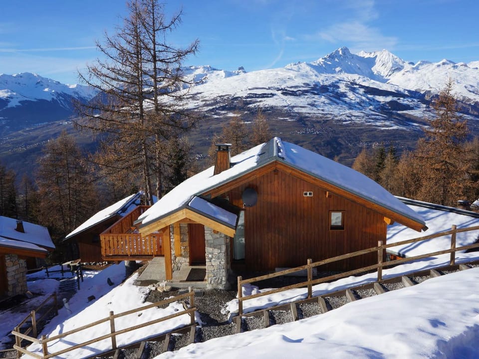 Chalet de charme 6 pers. à Vallandry près des pistes et commerces - FR-1-411-957 Chalet in Landry
