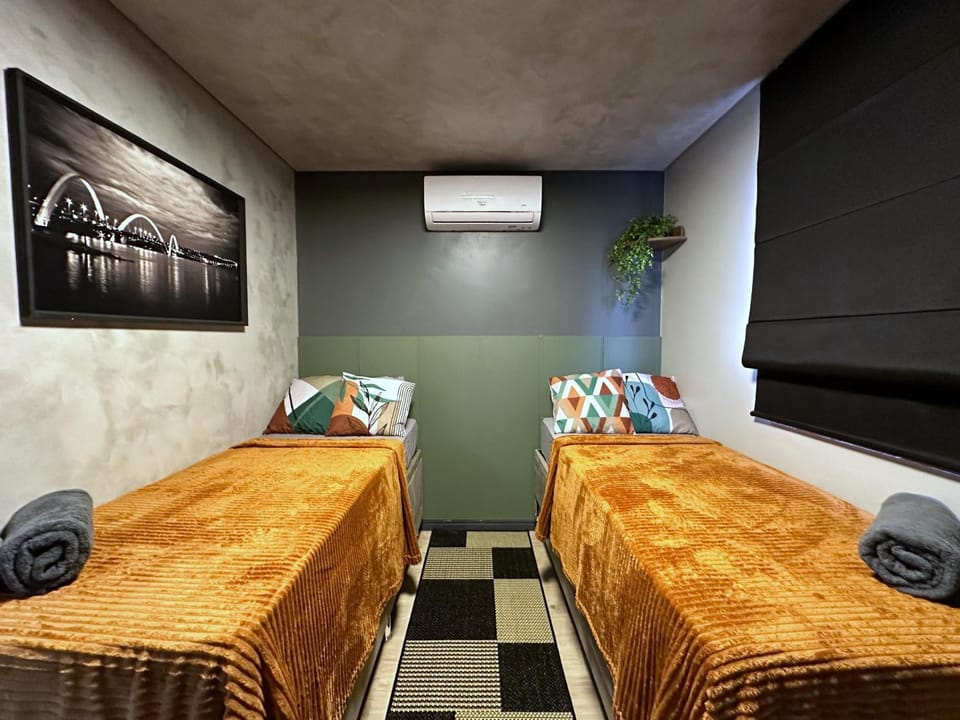 Apê térreo sem escada com Ar Cond, WiFi e banheira! Apartment in State of Goiás
