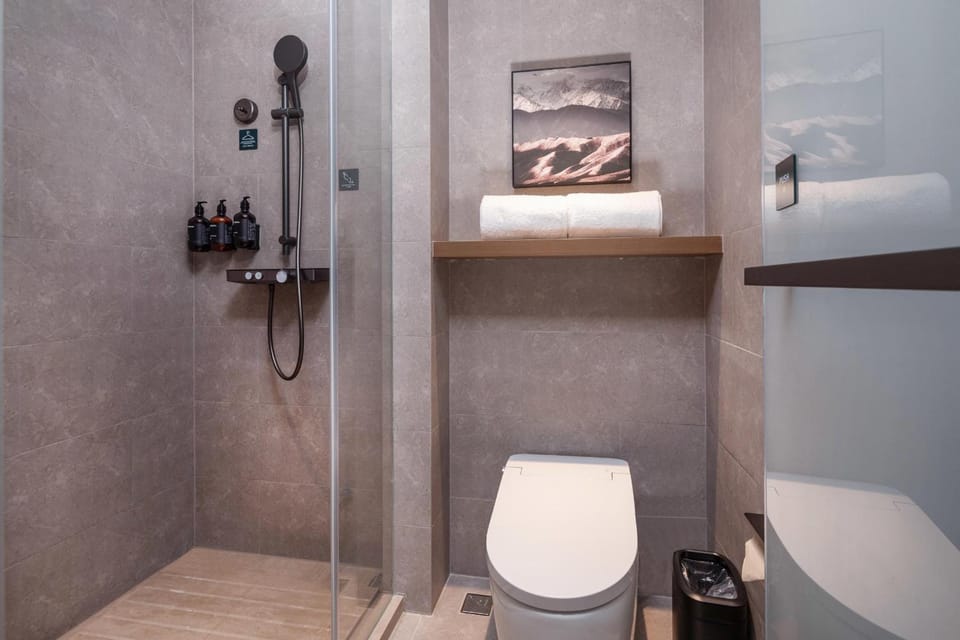 Atour Hotel Wuxi Huishan High-Speed Railway Station Hotel in Suzhou