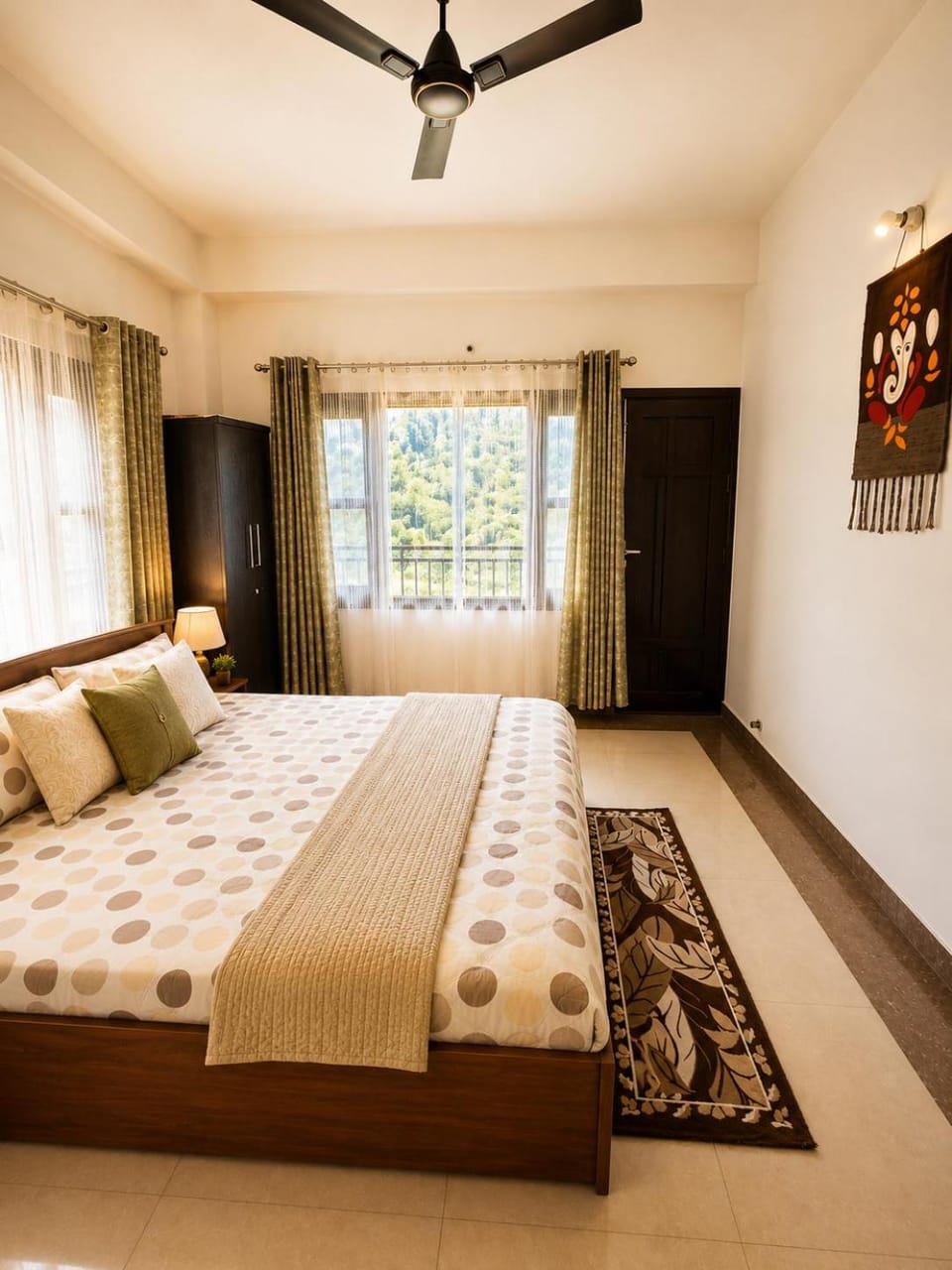 Bed, Photo of the whole room, Bedroom