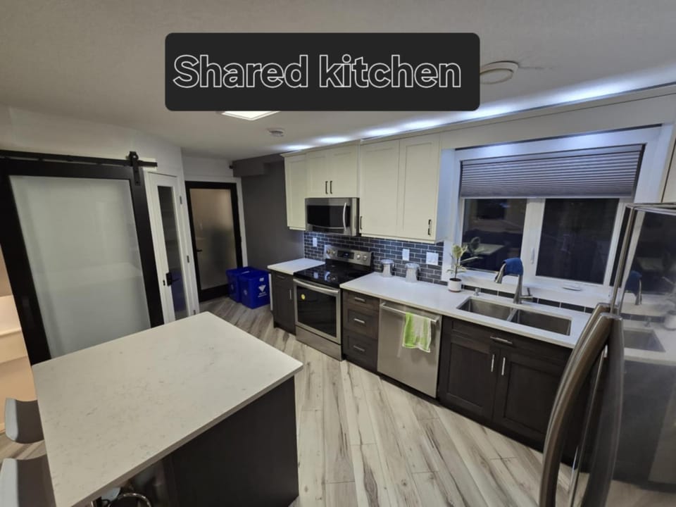 Kitchen or kitchenette, kitchen