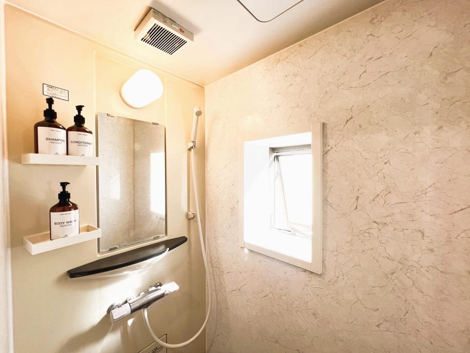 Shower, Bathroom