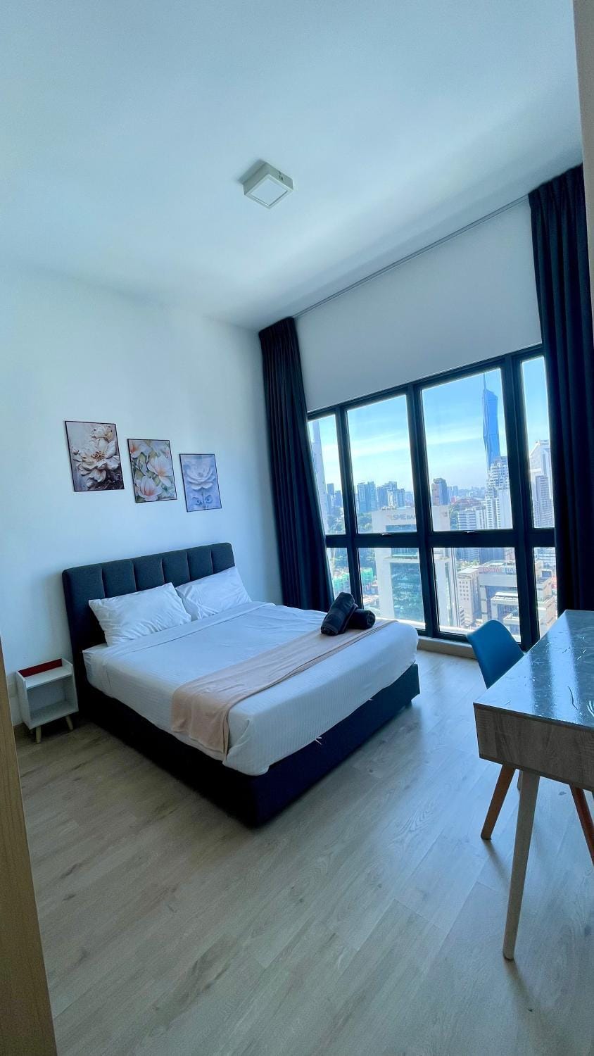 Bedroom, City view, hair dryier, wardrobe, air conditioner