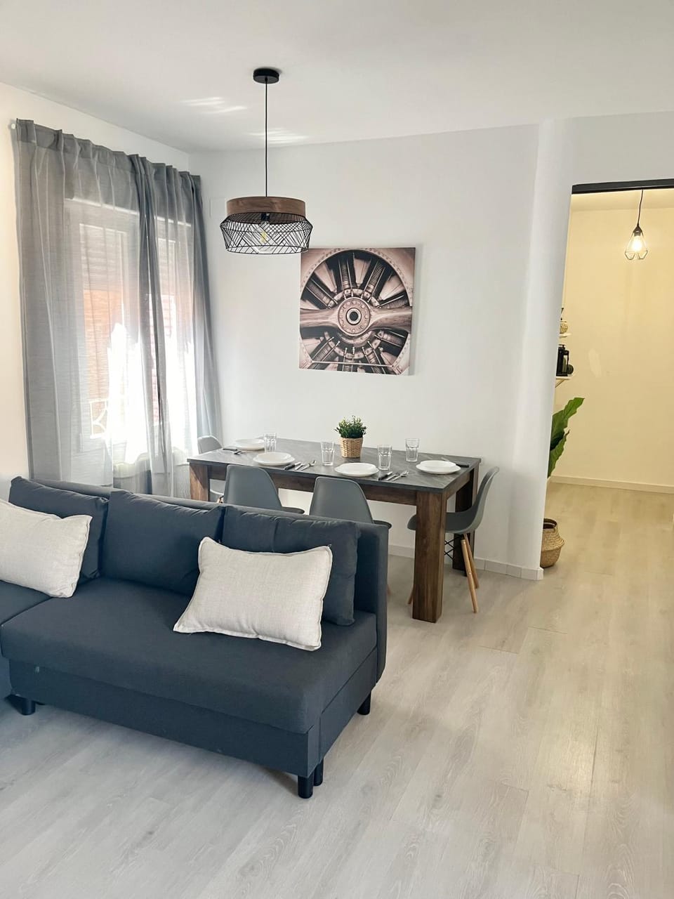 Communal lounge/ TV room