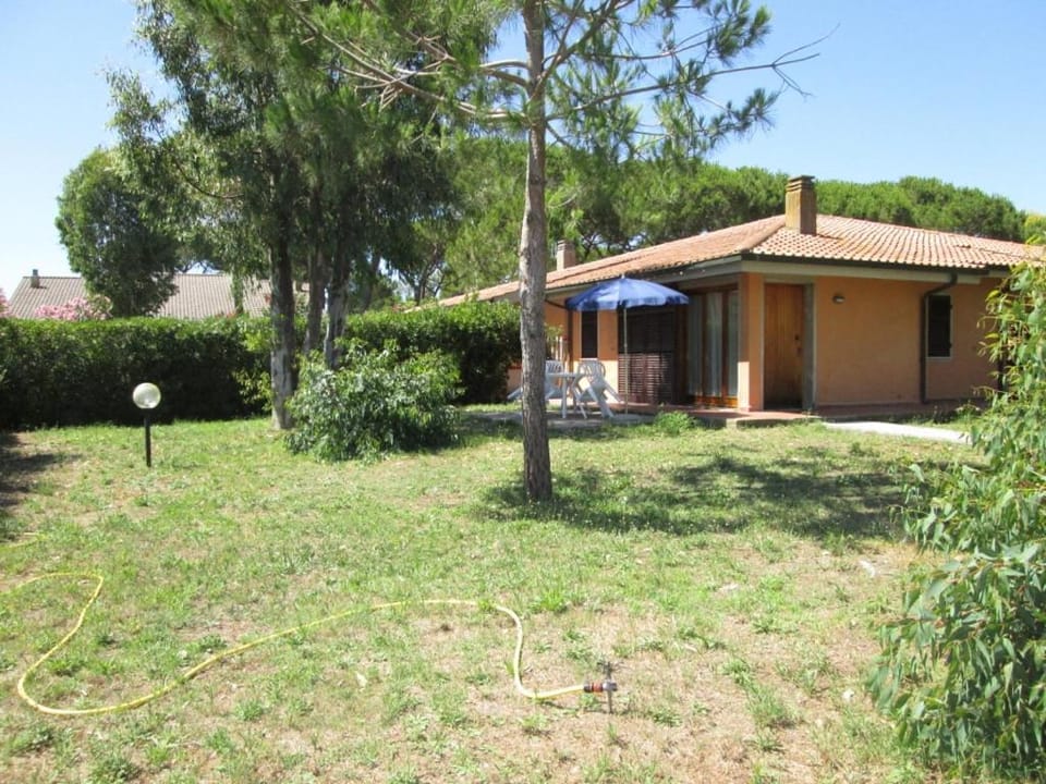 Appartamenti in Villa e Casali a Giannella Apartment hotel in Giannella