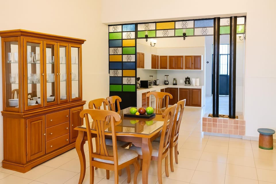 La Casa del Quetzal Private Rooms in Historic Mérida Bed and Breakfast in Merida