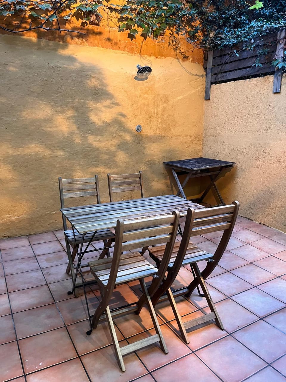 Patio, Dining area