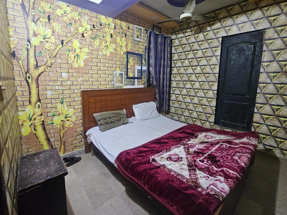 The Royal Park Hotel Hotel in Lahore