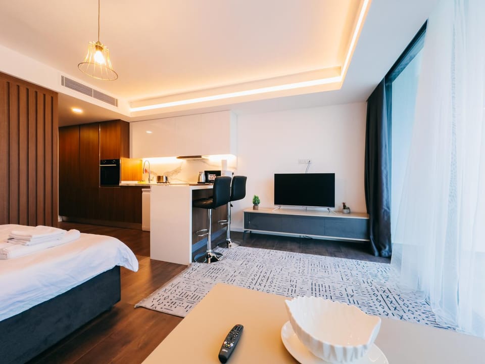 TV and multimedia, Living room, internet