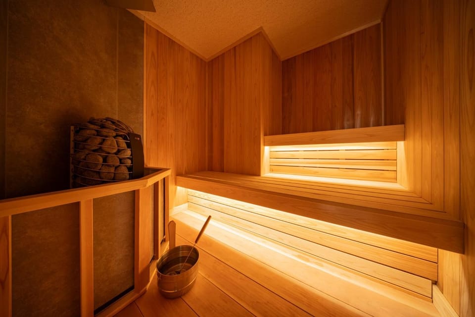 Sauna, Public Bath