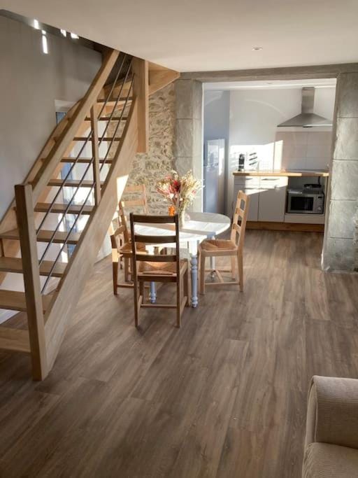 Charmante Maison Pierre l Jardin l Clim proche Zone Mélou Apartment in Occitanie
