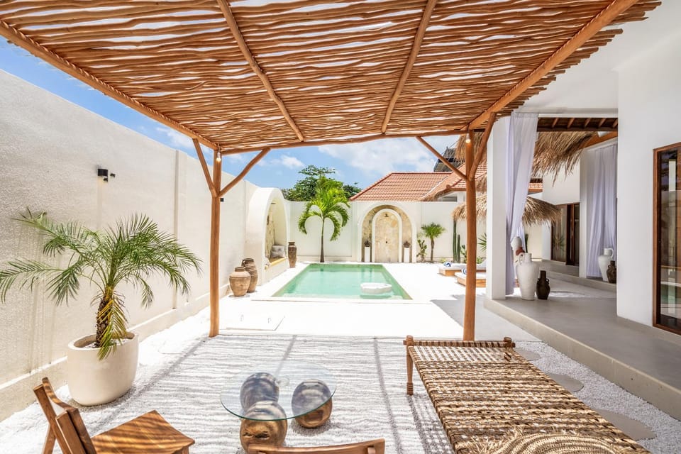 Patio, Pool view, Swimming pool