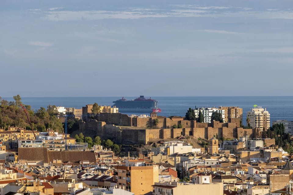 City view, Landmark view, Sea view