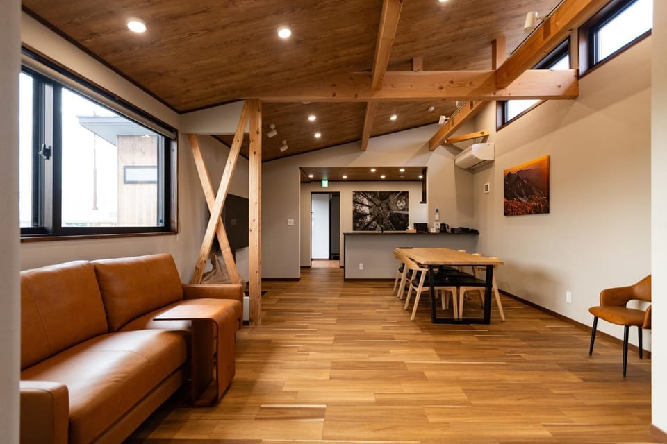 GOAT BASE 仲間と楽しく過ごせる貸切宿 stay House in Nagano Prefecture