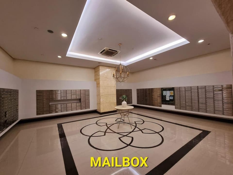 Modern BGC Stay at Venice Residences #vlrtc29h House in Makati