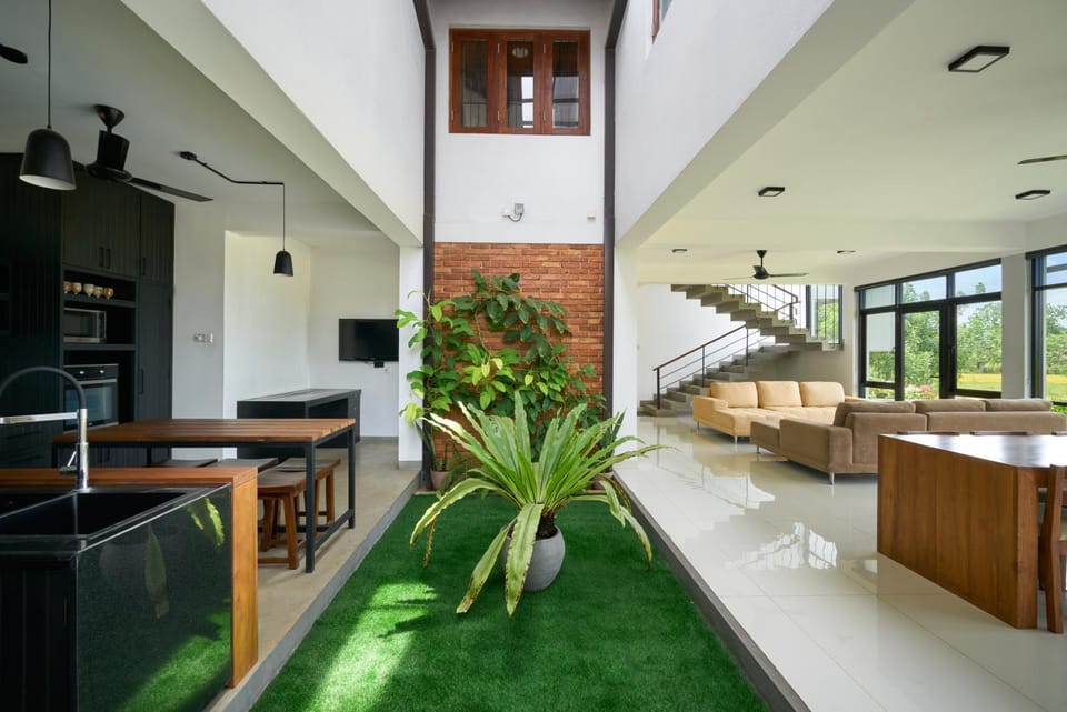 Kitchen or kitchenette, Living room