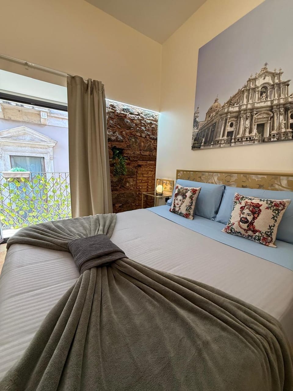 Duomo View Apartment Apartment in Catania