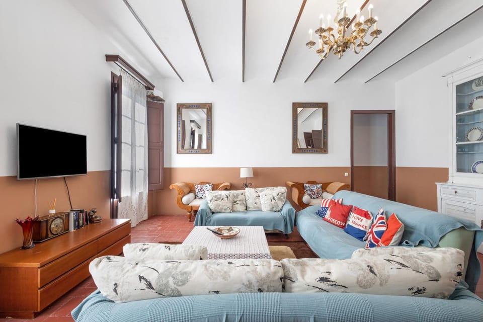Property building, Living room