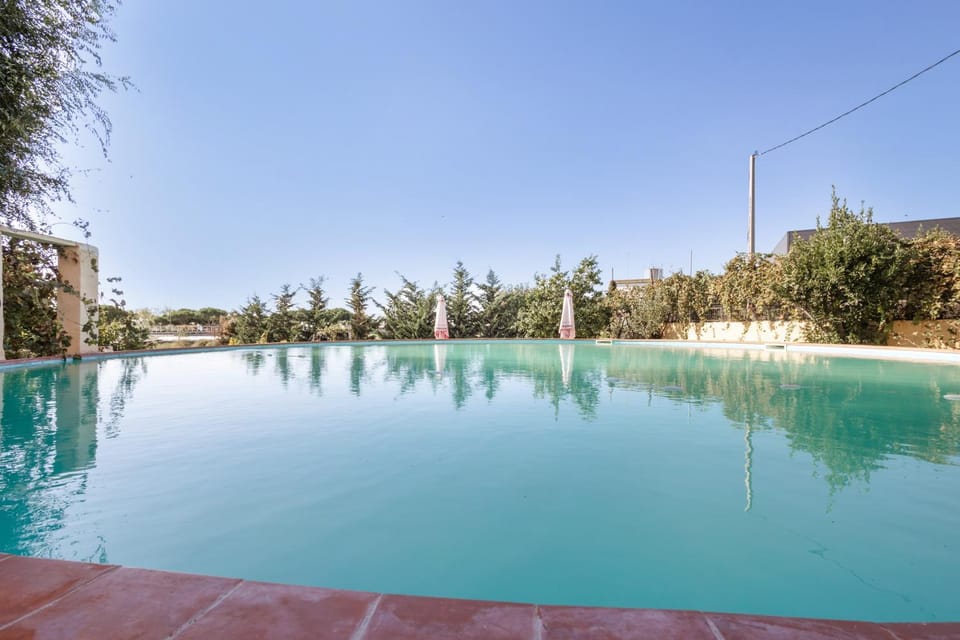 Property building, Swimming pool
